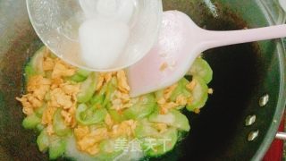丝瓜炒蛋的做法步骤：12