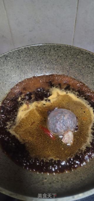 卤大肠的做法步骤：7