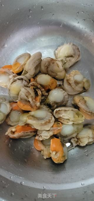 白灼扇贝肉的做法步骤：1