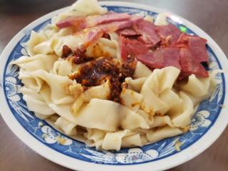 牛肉蒜汁捞面的做法步骤：9