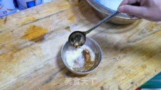 葱油饼的做法步骤：4