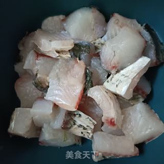 糖醋鱼块的做法步骤：3