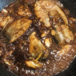 酱焖鲢鱼尾的做法步骤：12