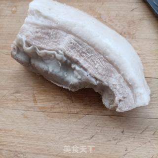 回锅肉炒笋干的做法步骤：3