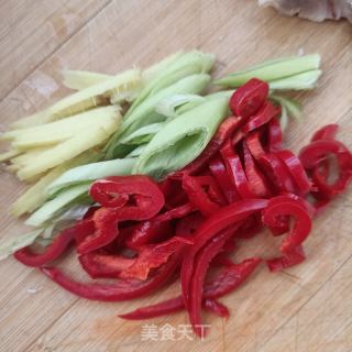 回锅肉炒笋干的做法步骤：5
