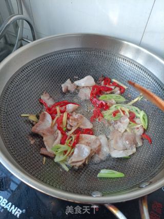 回锅肉炒笋干的做法步骤：9