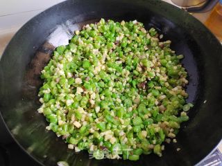 卤肉豆角包子馅的做法步骤：6