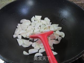 咸菜圆蛤炒茭白的做法步骤：4