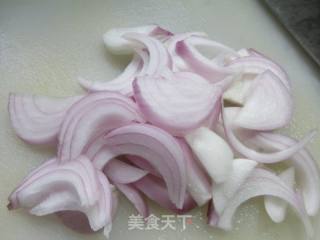 洋葱炒牛心菜的做法步骤：4