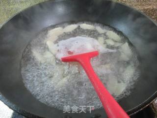鞭笋炒棱角丝瓜的做法步骤：6