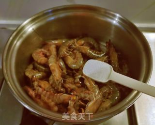 椒香啤酒基围虾的做法步骤：5
