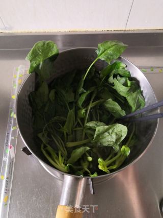 菠菜烘蛋的做法步骤：2
