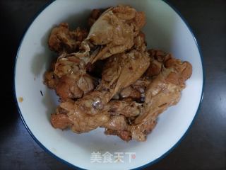 卤鸡翅根的做法步骤：10