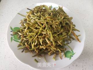 干油豆角炒肉末的做法步骤：3