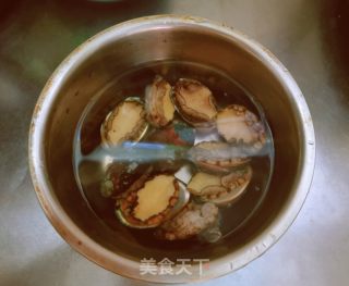 清蒸鲍鱼的做法步骤：1