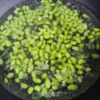 毛豆米烧茄子的做法步骤：3