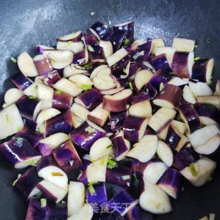 毛豆米烧茄子的做法步骤：7