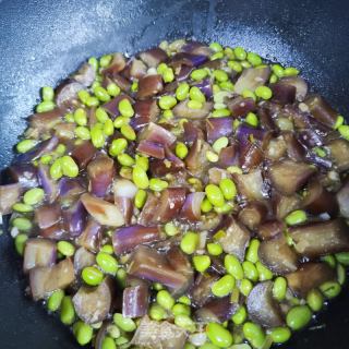毛豆米烧茄子的做法步骤：8
