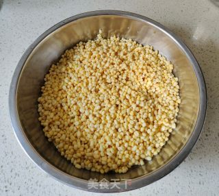 自制绿豆沙的做法步骤：1