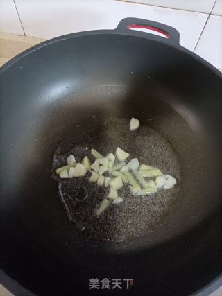 清炒西兰花的做法步骤：3