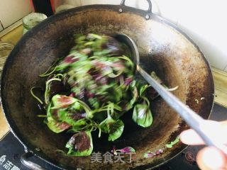 清炒红苋菜的做法步骤：4