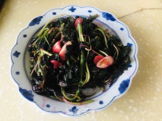 清炒红苋菜的做法步骤：7