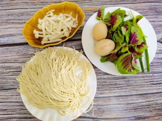 夏日已至，你吃面了吗？的做法步骤：1
