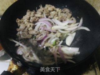 圆葱爆羊肉的做法步骤：6