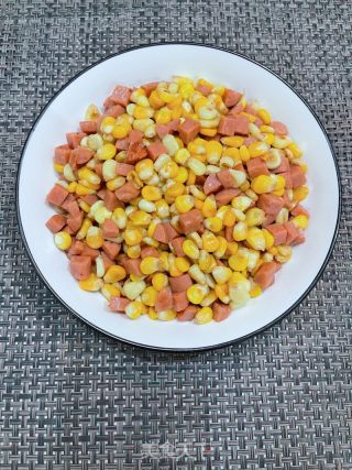玉米炒火腿的做法