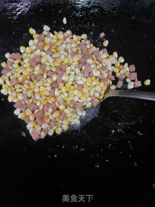 玉米炒火腿的做法步骤：7