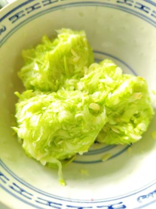 西葫芦鸡蛋馅饼的做法步骤：11