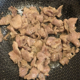 蒜苔炒肉的做法步骤：9