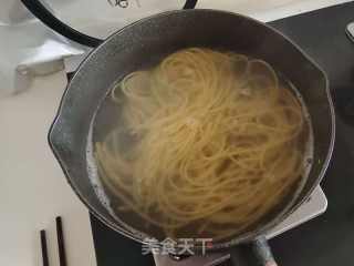 不用专门炸葱油的葱油玉米面的做法步骤：4