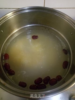 红枣桂圆南瓜粥的做法步骤：2