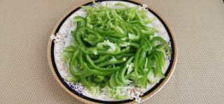 孜然炒肉（鸡肉版）的做法步骤：3
