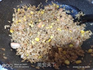 虾头玉米炒饭的做法步骤：9