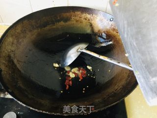 黄豆芽炒牛肉的做法步骤：2