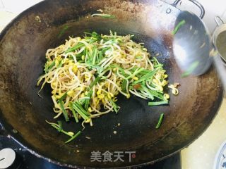 黄豆芽炒牛肉的做法步骤：8