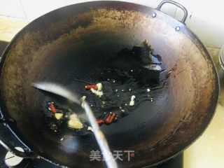 韭苔炒牛肉的做法步骤：2
