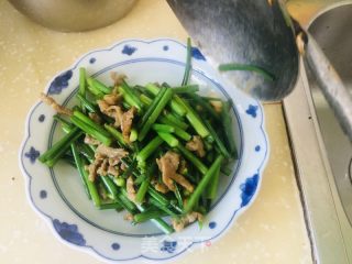 韭苔炒牛肉的做法步骤：8