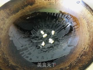 蒜蓉菜心的做法步骤：1