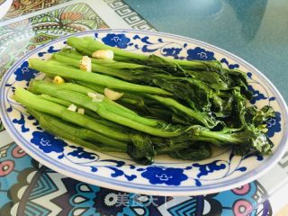 蒜蓉菜心的做法步骤：6