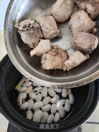 大芸豆瑶柱龙骨粥的做法步骤：5
