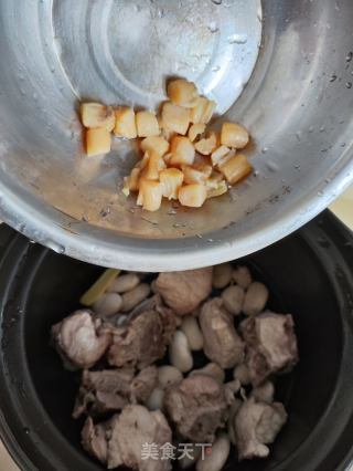 大芸豆瑶柱龙骨粥的做法步骤：6
