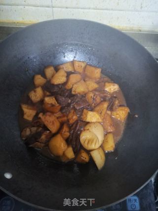 牛肉炖白萝卜的做法步骤：5