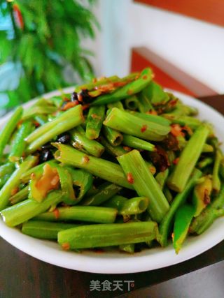 炒空心菜梗的做法步骤：9