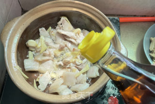 咸菜笋干猪肉煲的做法步骤：7