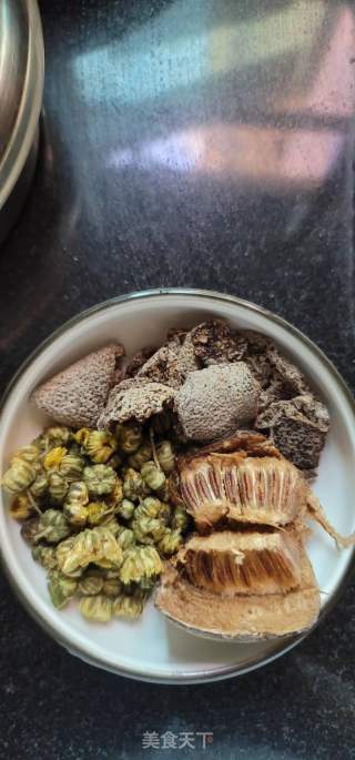 胎菊罗汉果茶的做法步骤：1