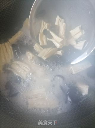 凉拌腐竹的做法步骤：6