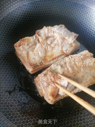 梅菜扣肉的做法步骤：2